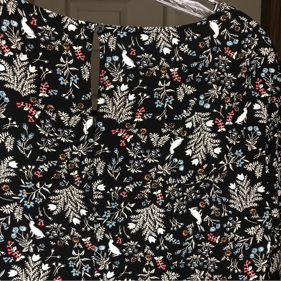 Old Navy Black Floral Motif Dress with 3/4 sleeves Size Medium Tall - Picture 4 of 5